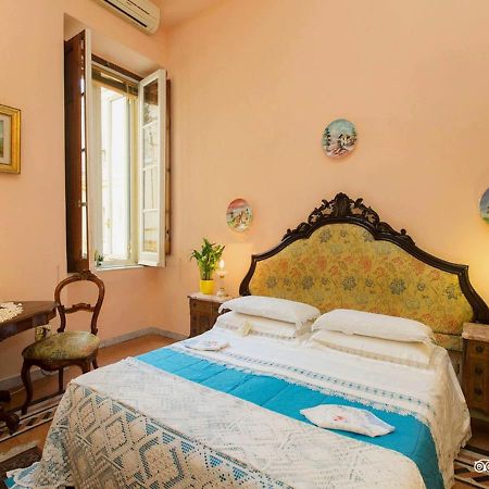 B&B Atmosfere Del Centro Storico Наполи Екстериор снимка