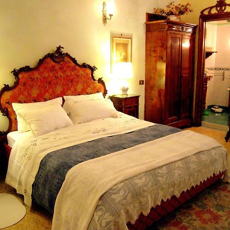 B&B Atmosfere Del Centro Storico Наполи Екстериор снимка