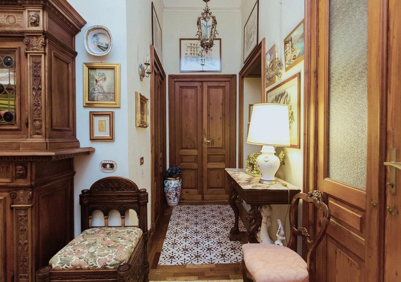 B&B Atmosfere Del Centro Storico Наполи Екстериор снимка