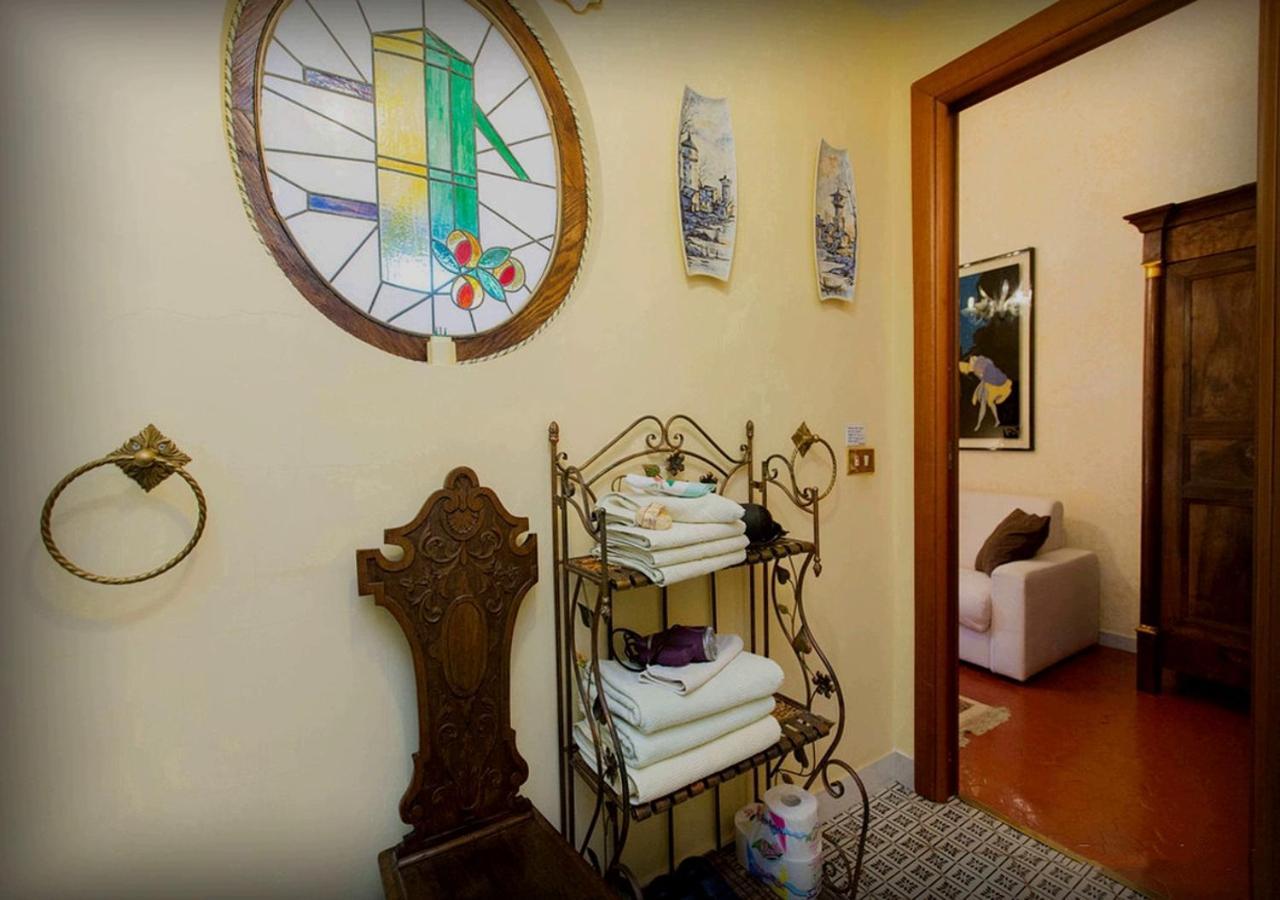 B&B Atmosfere Del Centro Storico Наполи Екстериор снимка