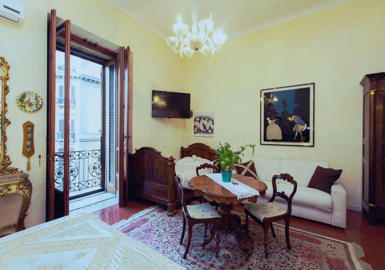B&B Atmosfere Del Centro Storico Наполи Екстериор снимка