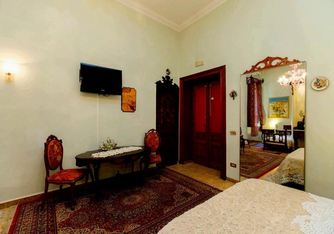 B&B Atmosfere Del Centro Storico Наполи Екстериор снимка
