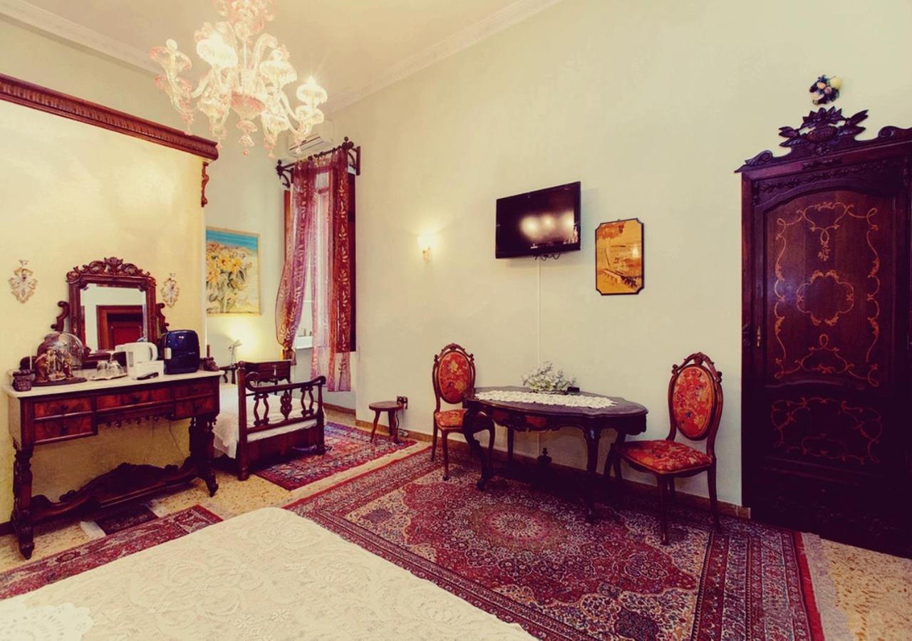 B&B Atmosfere Del Centro Storico Наполи Екстериор снимка