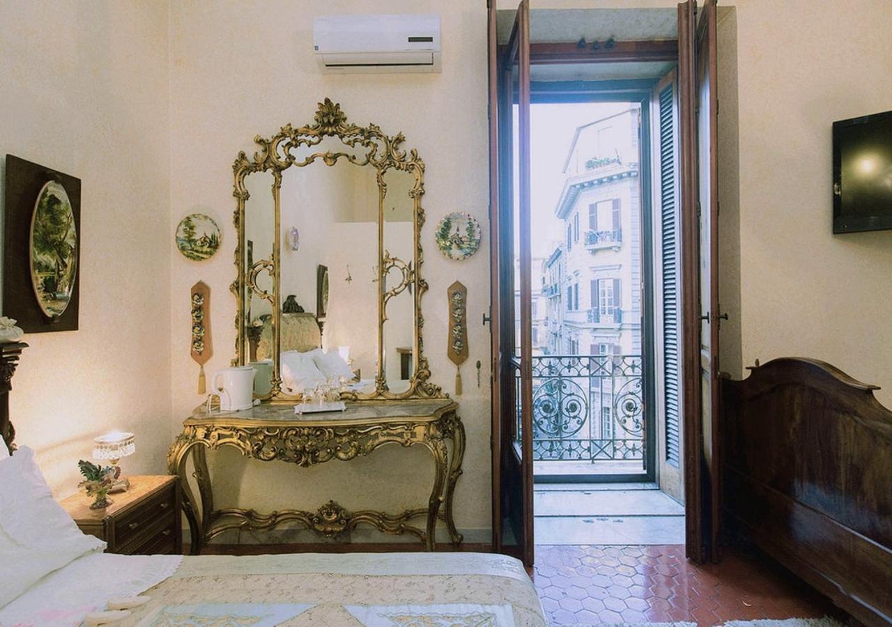 B&B Atmosfere Del Centro Storico Наполи Екстериор снимка