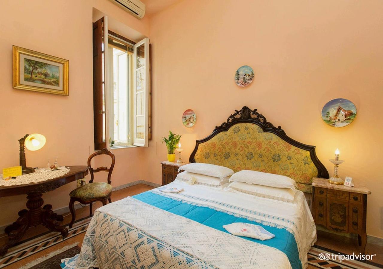 B&B Atmosfere Del Centro Storico Наполи Екстериор снимка