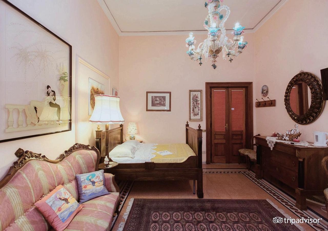 B&B Atmosfere Del Centro Storico Наполи Екстериор снимка