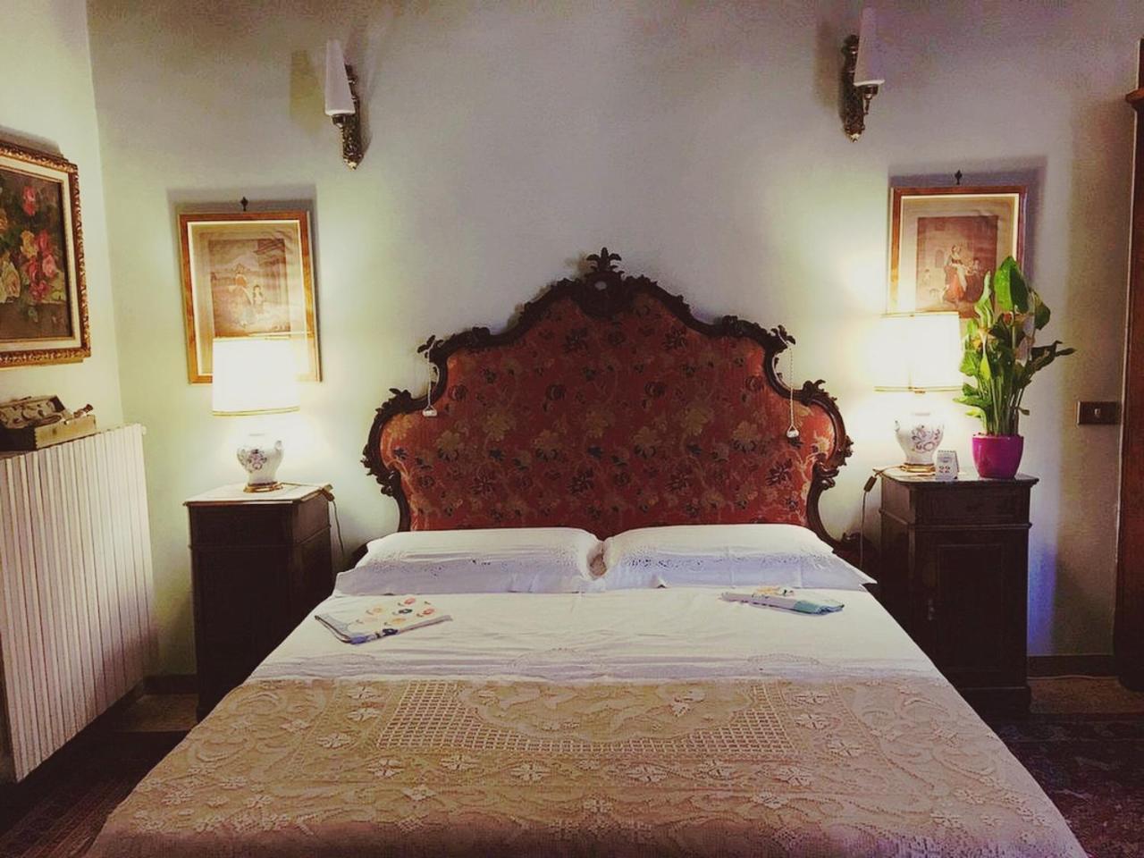 B&B Atmosfere Del Centro Storico Наполи Стая снимка